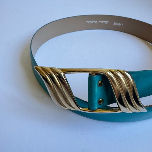 Vintage Women’s Italian Calfskin Teal Slide Belt Size L Gold Tone Clasp 80s 90s - Picture 4 of 6